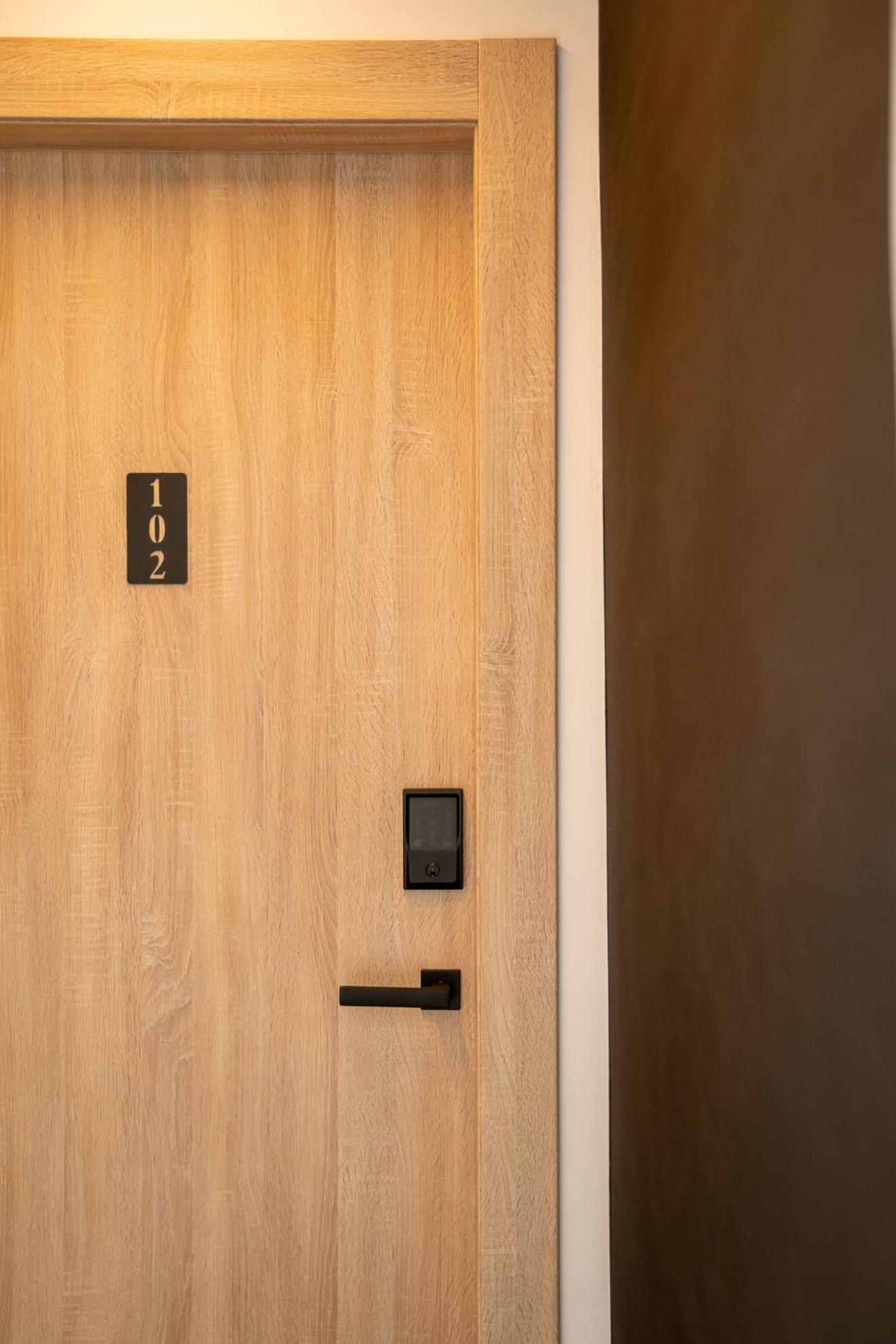 Incorsο - Smart Luxury Stay - Athens Airport - 24Hr Passcode Check In Markópoulon Eksteriør bilde